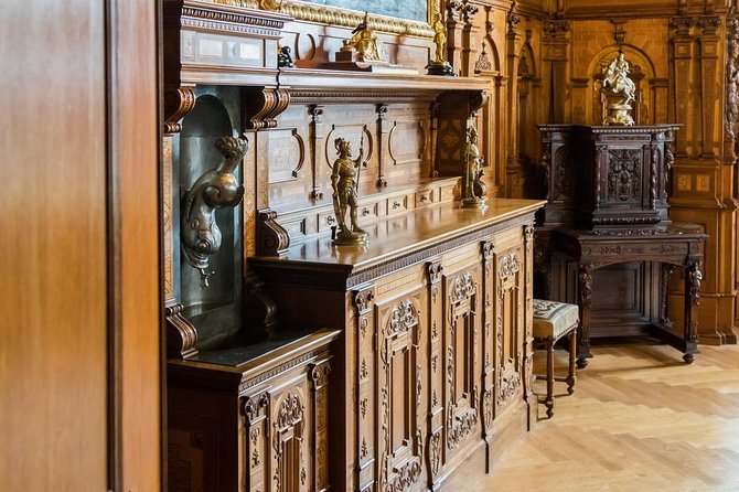 Day trip to Dracula's Castle, Peles Castle and Medieval Brasov - From Bucharest through Prahova Valley to Sinaia