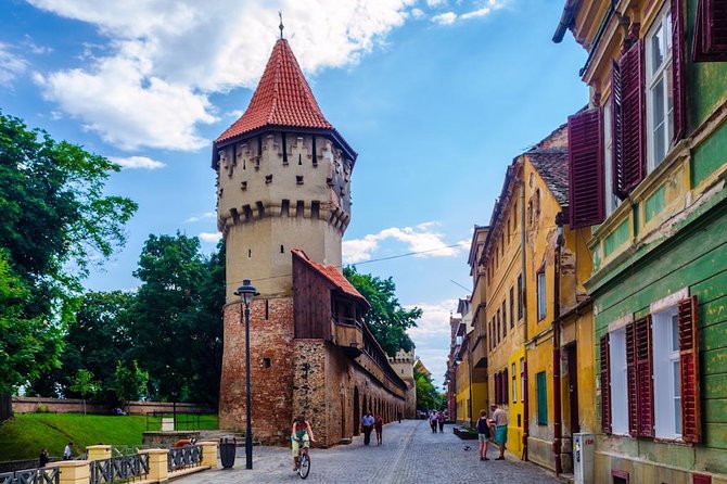 Day Trip to Sibiu Transylvania from Bucharest - Olt River Valley and the Drive South: what the road time feels like