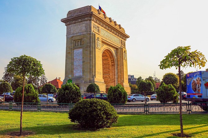 Discover Bucharest’s most Photogenic Spots with a Local - Why the up to 8-person size matters for photos