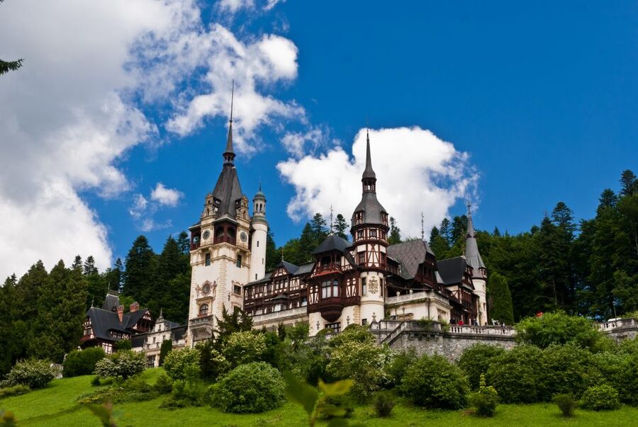Discover Transylvania: Peles, Bran, Sighisoara in 2 days - Peles Castle in Sinaia: royal glamour with real museum energy