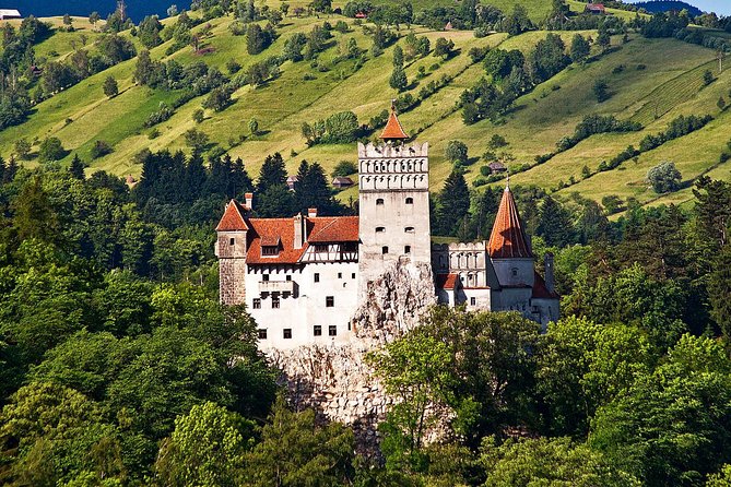 Dracula beyond the legend: 8-day private tour in Transilvania - Bucharest start: People’s House and Old Town with a Vlad lens