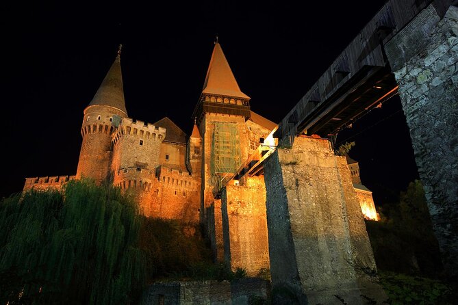 Dracula beyond the legend: 8-day private tour in Transilvania - Transfăgărășan views and Sibiu’s ASTRA Museum carriage ride