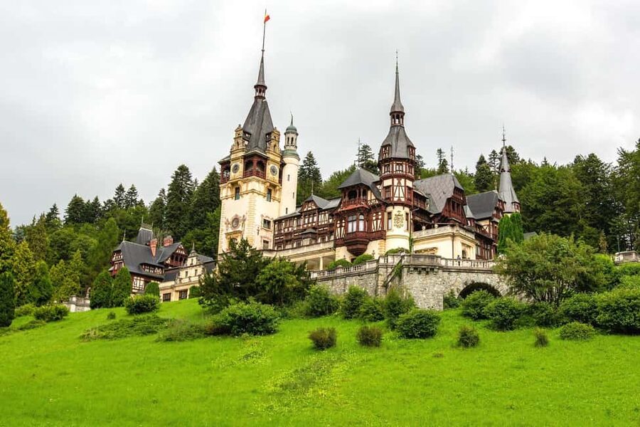 Dracula Castle, Peles and Brasov, 1-day tour from Bucharest - Tickets, entry fees, and what the $35 price really covers