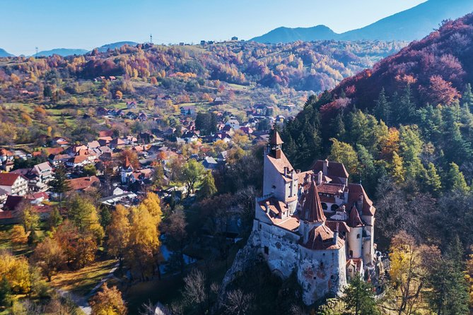 Dracula Castle, Peles and Transylvania, Premium Private Tour - Brasov Old Town: where the day slows down and reality shows up