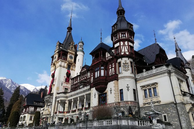 Dracula Castle, Peles and Transylvania, Premium Private Tour - Bran Castle: the Dracula legend stop that actually has views