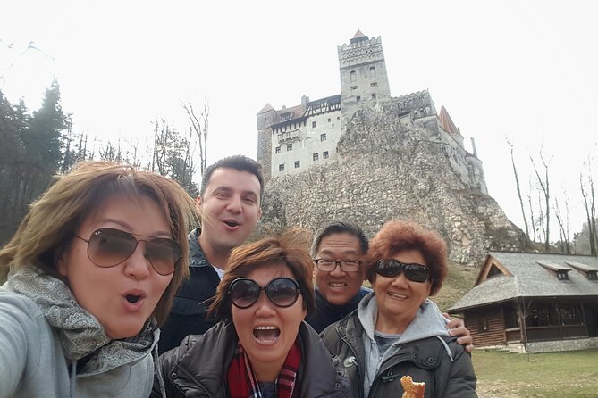 Dracula's Castle / Bran & Peles Castle - Executive Private Tour - Private car and pickup, what that really changes