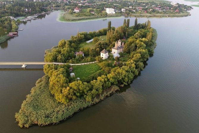 Dracula's Tomb and Mogosoaia Palace, Private Tour from Bucharest - Lake Snagov Stop: The Deep Plain Lake and the Ecology Bonus