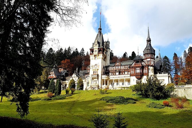 Executive Dracula Day Trip - See Bran & Peles Castle, Brasov from Bucharest - Brasov Historical Center: Mountain City Without the Castle Hangover