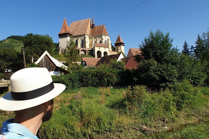 Explore Transylvania Tour 4 days - Guide experience: why friendly, focused guiding changes everything