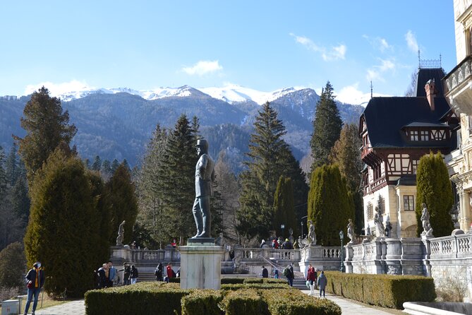 Fairytale Castles of Romania Tour - A 7:00 am start that saves you from wasting daylight