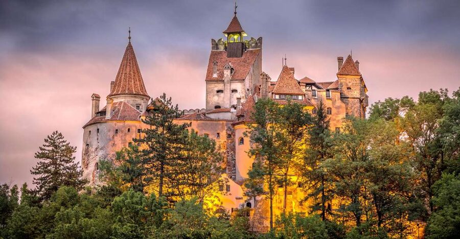 From Bucharest: A Taste of Transylvania: Private Tour - Using Bran’s 15 minutes wisely, don’t waste it waiting or wandering
