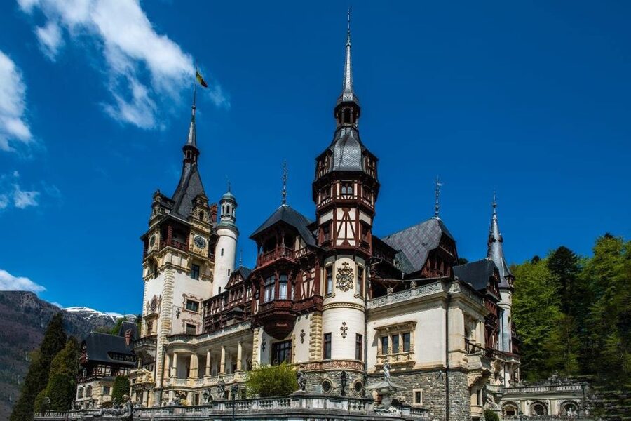 From Bucharest: Brasov Peles & Dracula's Castle Day Tour - Peleș Castle: royal residence viewing, plus real-world ticket guidance