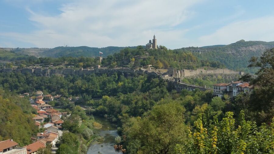 From Bucharest: Bulgaria 1-Day Tour - Basarbovo Monastery stop: a fast visit with strong payoffs