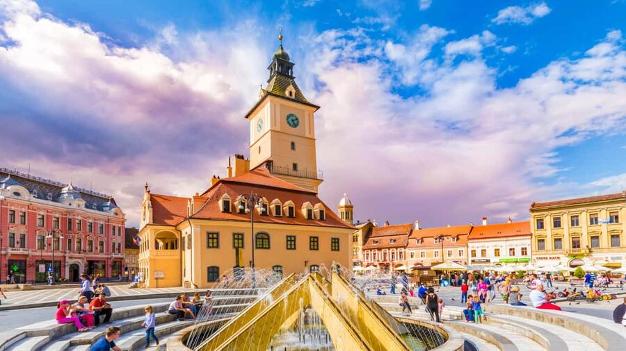 From Bucharest: Castles, Carpathians, and Brașov Day Trip - Sinaia and Peleș Castle: Timed Entry and a 1-Hour Best-Use Plan
