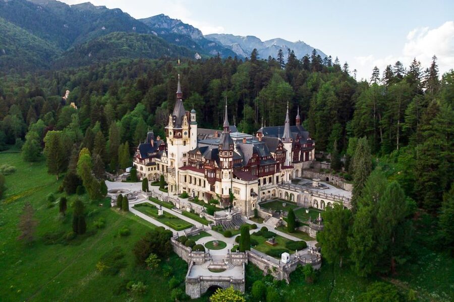 From Bucharest: Day Trip to Sinaia - Peles Castle: the royal residence that sets the tone