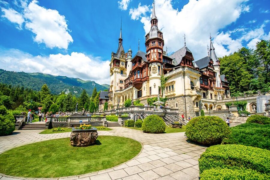 From Bucharest: Day Trip to Sinaia - Hotel pickup and private group comfort, the practical value
