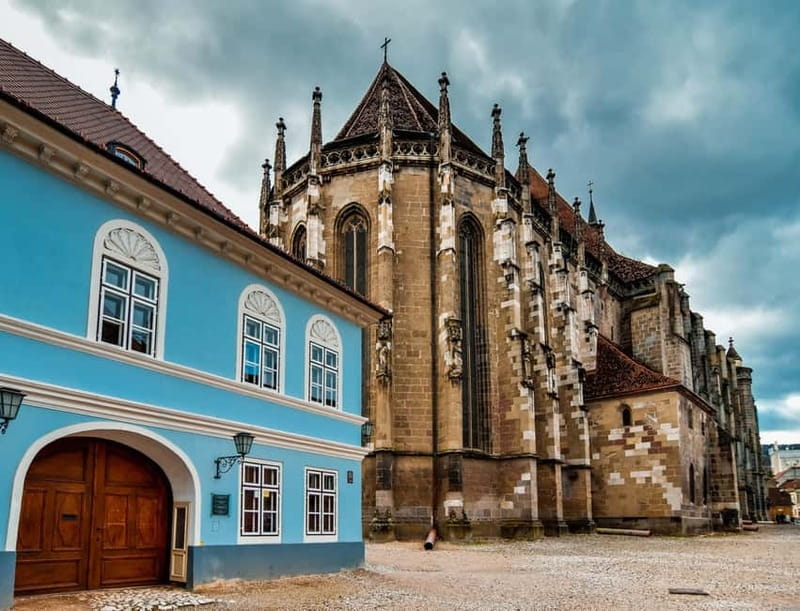 From Bucharest: Peles Castle, Brasov & Bran Castle Day Trip - Who should book this trip