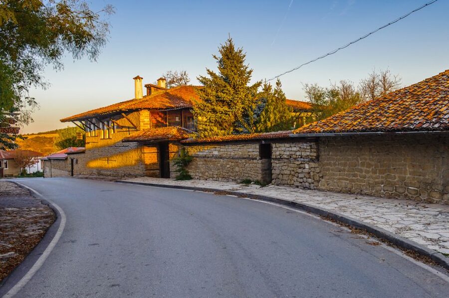 From Bucharest: Small Group Day Trip to Medieval Bulgaria - Konstantalieva House: What Merchant Prosperity Looked Like