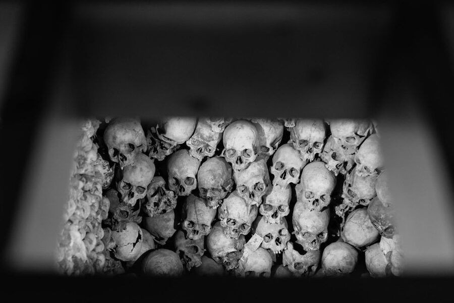 From Dracula to Ceaușescu- Romanian Terror Stories tour - Old City stops and the long memory of violence