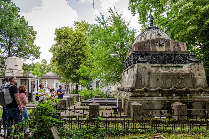 Hidden charms of Mahallopolis - Start at Piața Sfântul Anton, then switch gears with the metro
