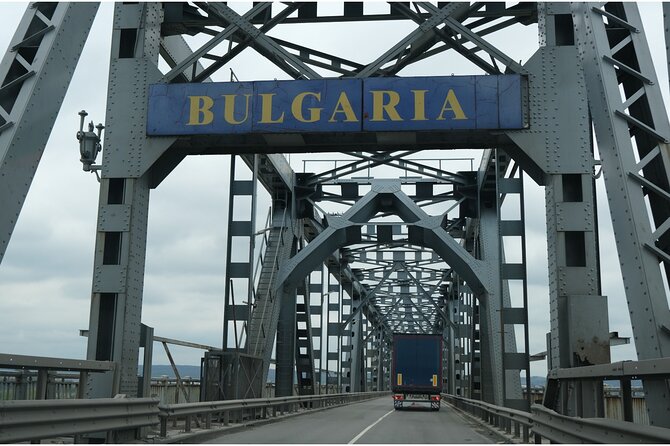 Hike Bulgaria Love Swing, Veliko Tarnovo and Tarevet Fortress - Friendship Bridge on the Danube, engineering you can see and track