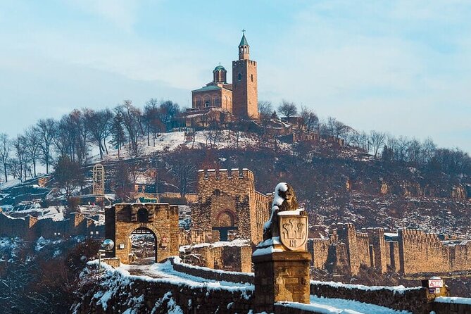 Hike Bulgaria Love Swing, Veliko Tarnovo and Tarevet Fortress - Arbanasi to the Love Swing, a cliffside view with an actual payoff