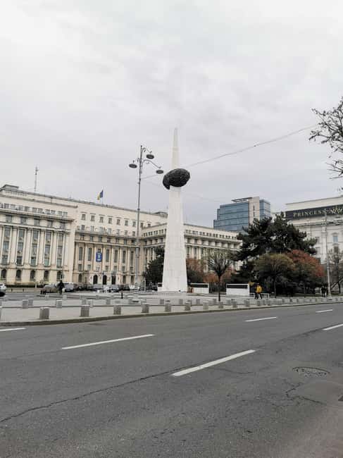 Hop-on Hop-off minibus Tour of Bucharest & Village Museum - Key Points Worth Knowing Before You Go