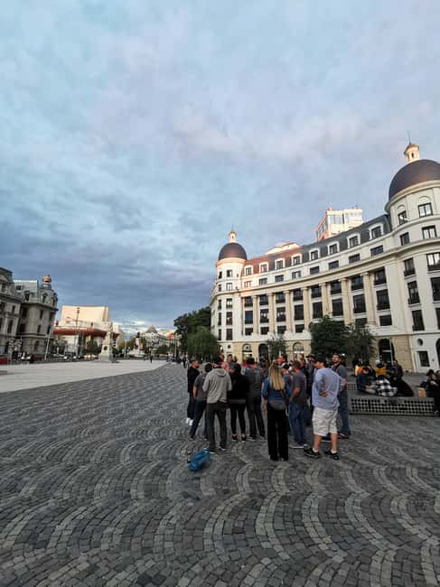 Hop-on Hop-off minibus Tour of Bucharest & Village Museum - Hotel Pickup and Drop-Off That Actually Saves Time