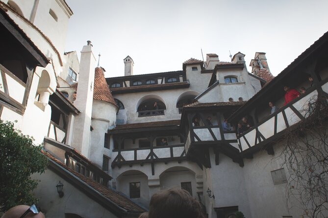 Legends&Wildlife Awaits: Dracula's Castle & Bear Sanctuary - Price and value: is $153 per person worth it for 10 hours?