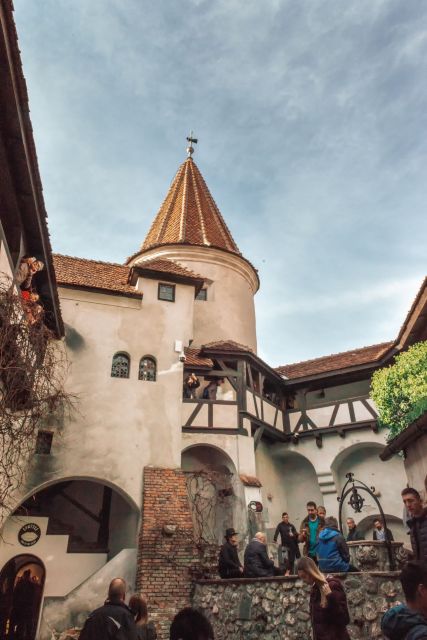 Legends&Wildlife Awaits: Dracula's Castle & Bear Sanctuary - Should you book Legends&Wildlife Awaits: Dracula’s Castle and Bear Sanctuary?