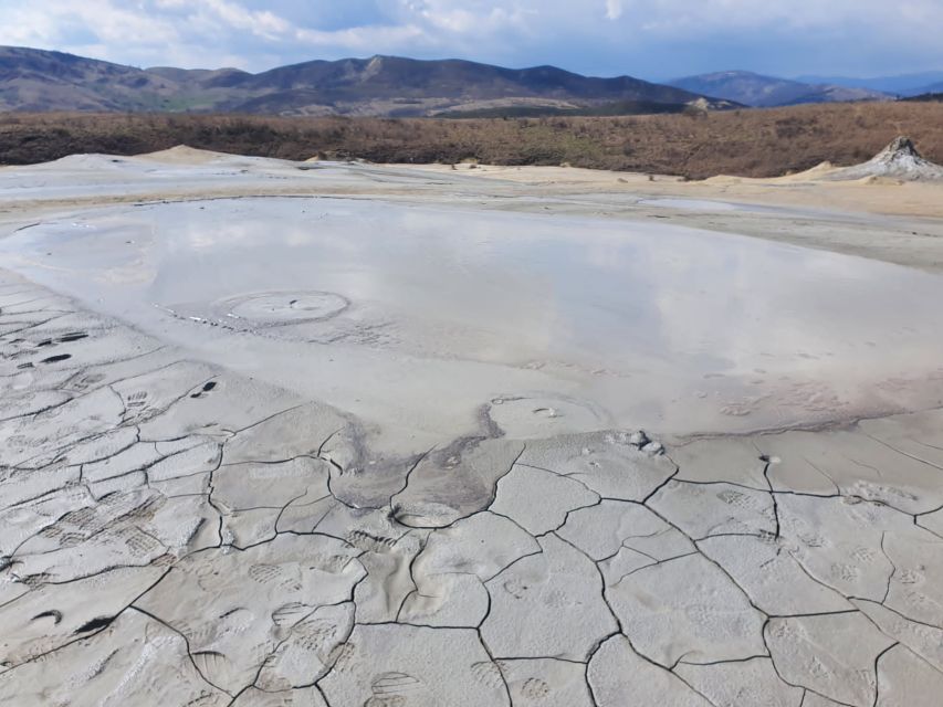 Muddy Volcanoes and Salt Mine Private Tour - Berca Mud Volcanoes in Buzău County: mud and gas on the move
