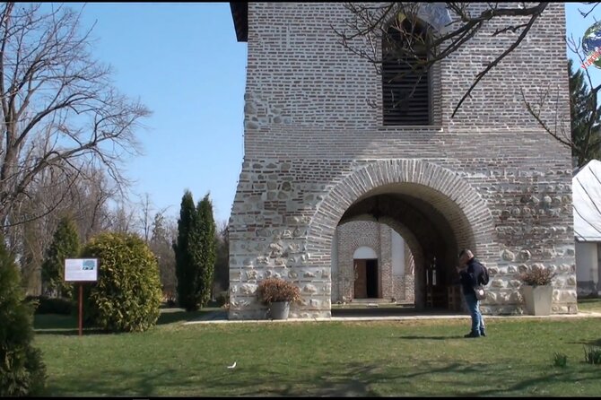 One-Day Vlad the Impaler Royal Court Private Tour from Bucharest - Poienari Castle: the 1480-stair Dracula payoff