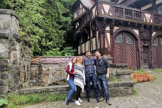 Original Carpathian Village Experience and Sinaia in one day tour - Peles Castle and the mountain ride: what you get, what costs extra
