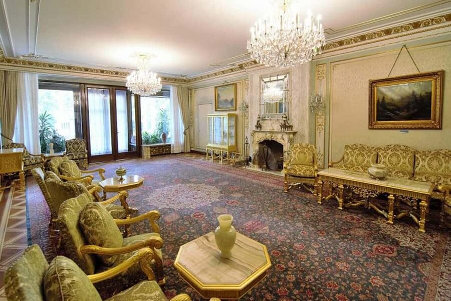 Palace of the Parliament, Ceaușescu Mansion & Village Museum - Booking smart: your checklist before you go