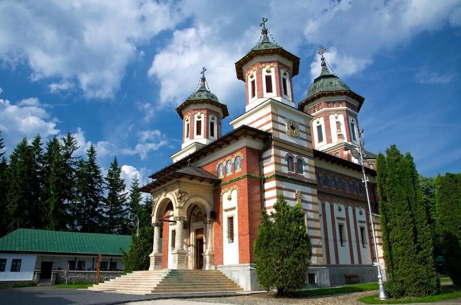 Peles & Cantacuzino Castles: Gourmet Wine & Cultural trip - Who This Trip Suits Best (and Who Should Rethink)