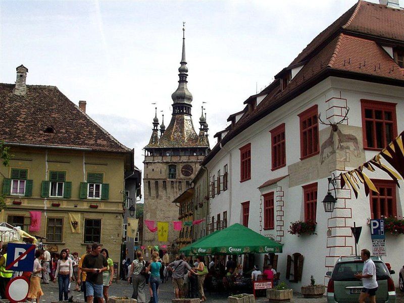 Premium Transylvania and Dracula's Castle 2-Day Tour - Day 1: Bucharest to Curtea de Arges Monastery, Then Toward Sighisoara