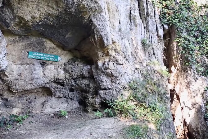 Private 2 Days Caves in Romania with Brancusi Opera - Price and Logistics: What You Pay For, and What You Don’t