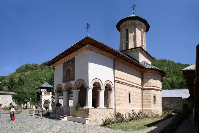 Private 2 Days Caves in Romania with Brancusi Opera - How to Pack and Pace Yourself for Caves Plus Sculpture