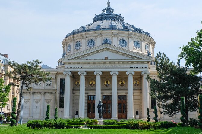 Private Car and Walking Tour in City Center Bucharest - Revolution Square and the 1989 sites: where modern Romania turns
