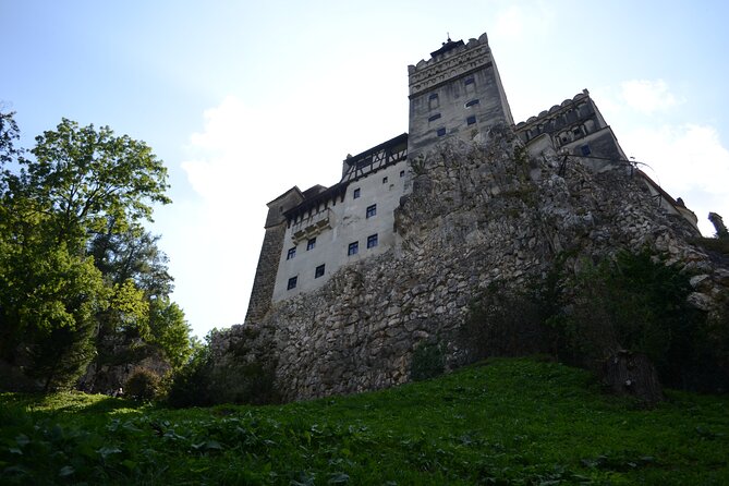 Private Day Tour: Dracula's Castle and Peles Castle - Brasov Council Square Break: Souvenirs and a Breather