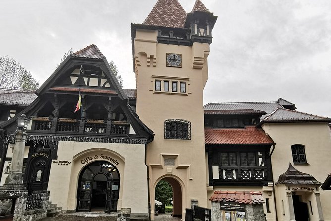 Private Day Tour - Transylvania & Dracula's Castle Through The BackDoor! - Stop 2: Peles Castle, Romania’s royal summer residence, and the seasonal reality check