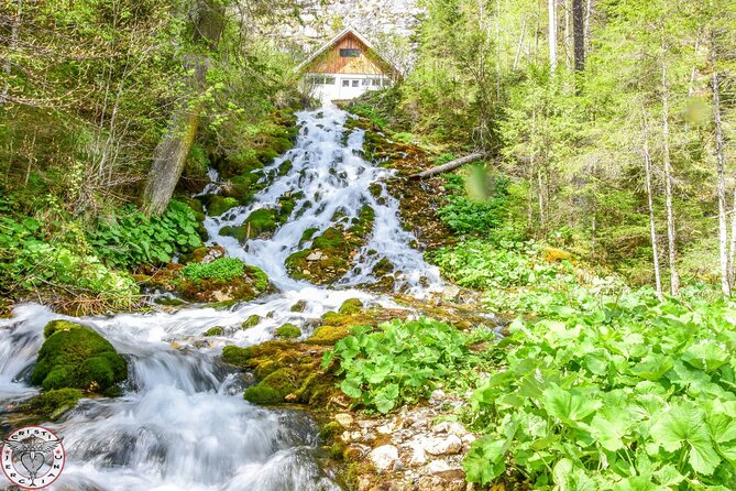 Private Daytrip Hike to Bucegi Mountains - Weather reality in the Bucegi Mountains, and what to pack