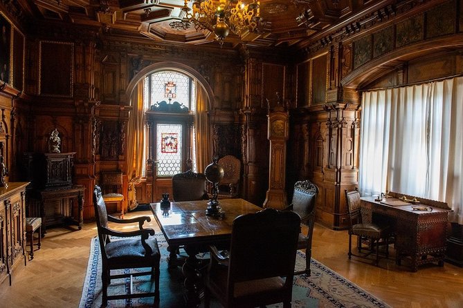 Private Full Day Trip to Peles & Bran (Dracula’s) Castles &Brasov - Bran Castle and the Dracula Myth: Worthy Even If You’re Not a Horror Fan