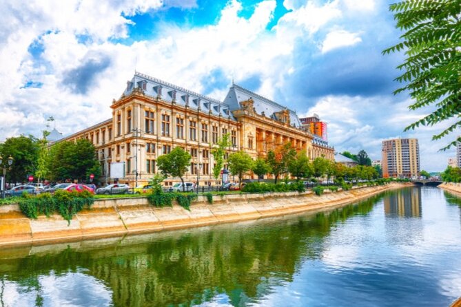 Private Guided Panoramic Tour in Bucharest by Car - Price and time value: what you’re really paying for