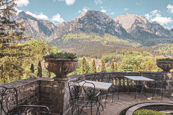 Private Movie Castles at Peles, Cantacuzino and Bran Castle Tour - Stop 3: Bran Castle, Dracula’s name and a guided reality check