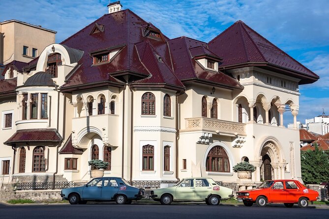 Private: RedPatrol Bucharest Contrasts Tour in a Vintage Car - Stop 2: Fântână, a free peek into the first royal influences