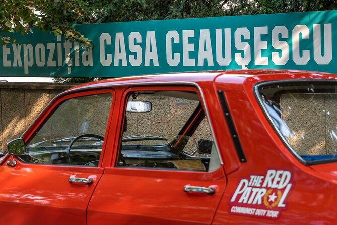 Private Tour -The Last Day of Nicolae Ceaușescu in a Romanian Car - The restored Dacia 1300/1310: what it’s like in winter