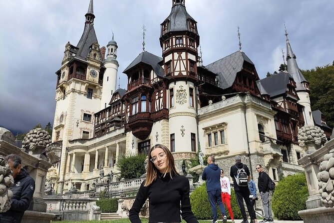 Private Tour to Dracula's Castle, Brașov City & Peleș Castle - Brasov historical center and the Black Church stop