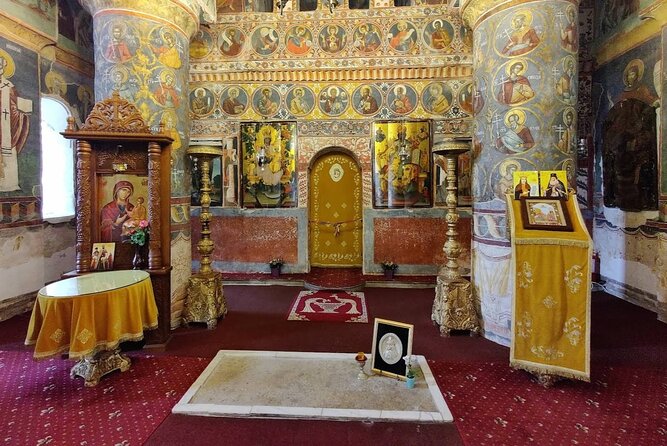 Private Tour to Salt Mine, Lunch at Winery and Dracula Grave - A three-stop day outside Bucharest: salt, wine, and Dracula lore