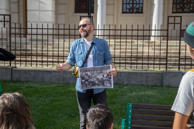 Private Walking Tour: Essential Bucharest + Hidden Gems - Bulevardul Libertății: where the guide slows you down